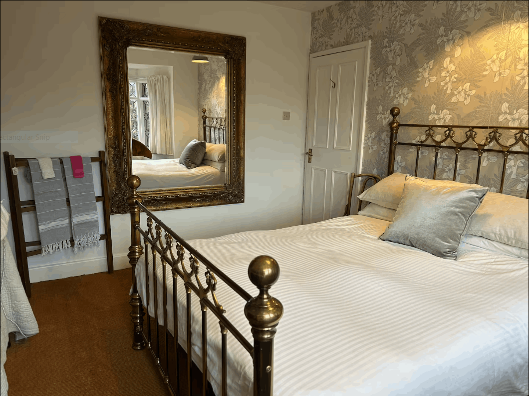 Place To Be B&B image